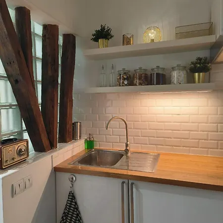 30m2 In The Heart Of Апартаменты